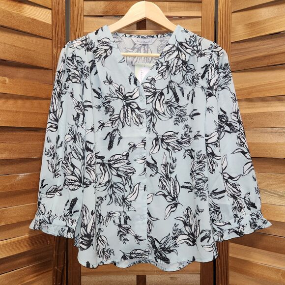 Karen Hart Tops - NWT Karen Hart Blue Floral Leaf 3/4 Sleeve Shirt Button Blouse Women M Polyester